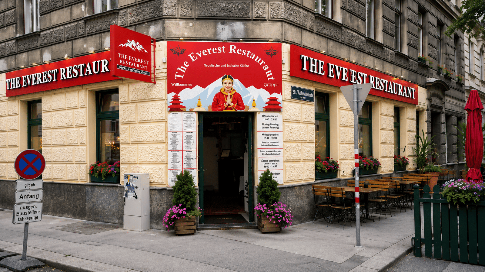 THE EVEREST RESTAURANT Referenzprojekt